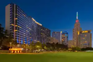 The Statler Dallas, Curio Collection By Hilton, Dallas