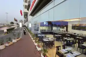 Ramada by Wyndham Beach Hotel Ajman, Ajman