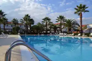 King's House Hotel Resort, Mascali