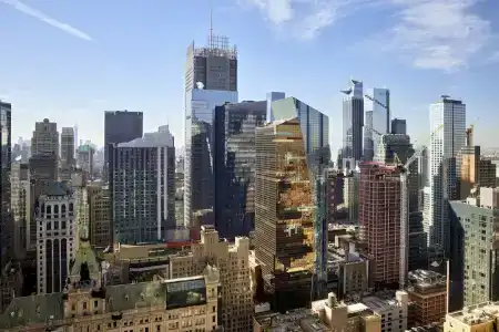 New York Marriott Marquis - 11