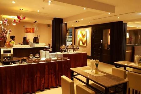 Leelawadee Modern Resort Huaykwang - 14
