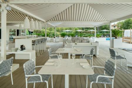 UNAHOTELS Forte Dei Marmi - 35