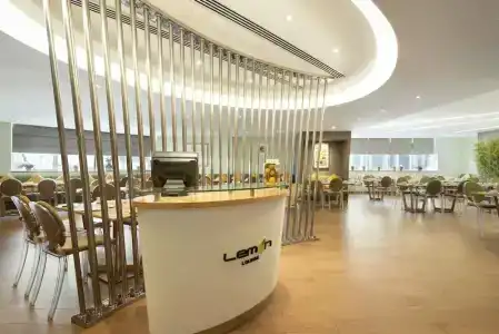 Ramada Abu Dhabi Corniche - 11