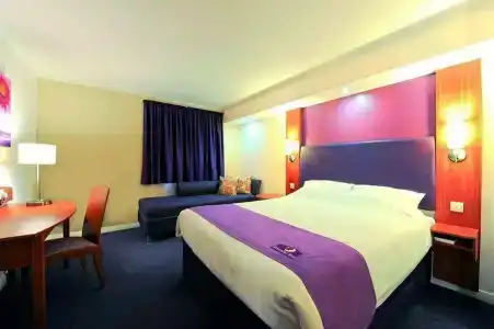 Premier Inn Abu Dhabi Capital Centre - 15