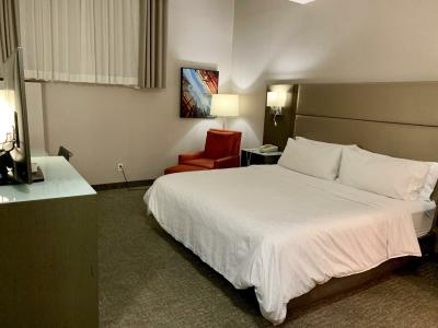 Holiday Inn Express Vancouver-Metrotown (Burnaby) - 92