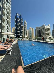 Royal Regency Suites Marina - 24