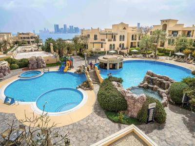 Novotel Bahrain Al Dana Resort - 17