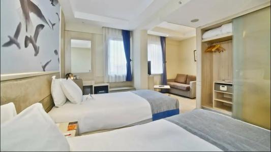 Ramada by Wyndham Istanbul Old City - 62