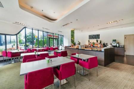 Park Inn by Radisson Krakow - 90