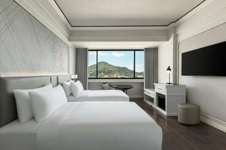 Courtyard by Marriott Phuket Town - 67