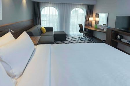 Hampton By Hilton Poznan Old Town - 35