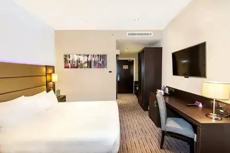 Premier Inn Dubai Al Jaddaf - 57