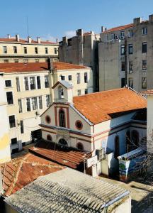 The House of Tulpan - 84