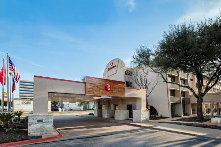 Ramada by Wyndham Austin South - 25