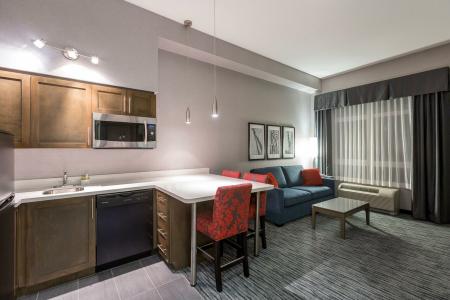 Holiday Inn Express & Suites Riverport Richmond, an IHG - 77