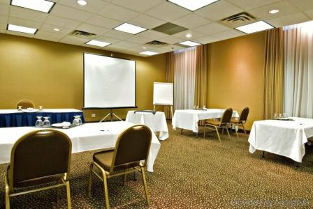 Holiday Inn Express Vancouver-Metrotown (Burnaby) - 64