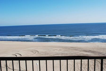 Grand Ocean City Oceanfront - 47