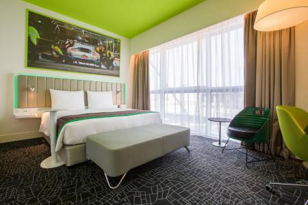 Park Inn by Radisson Dubai Motor City - 2