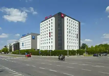 Ibis Warszawa Reduta - 12