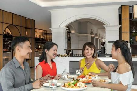 Courtyard by Marriott Phuket Town - 77