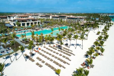 Adults Only Club at Lopesan Costa Bavaro Resort - 47