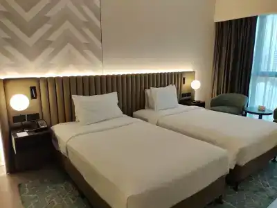 Courtyard by Marriott World Trade Centre, Dubai - 4