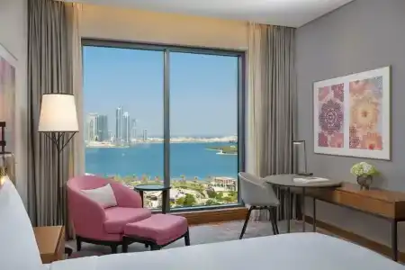 DoubleTree by Hilton Sharjah Waterfront And Residences - 53