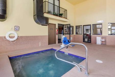 Comfort Inn Santa Fe - 45