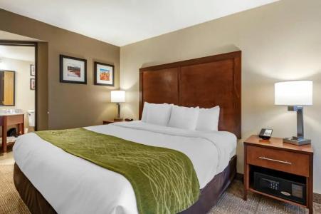 Comfort Inn Santa Fe - 23