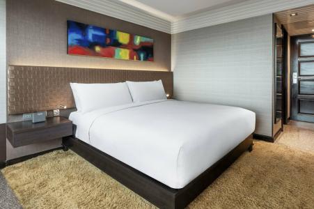 DoubleTree by Hilton Bangkok Ploenchit - SHA Plus Certified - 32