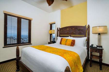 Pantai Inn - 11