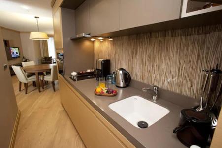 Tunel Residence - 60