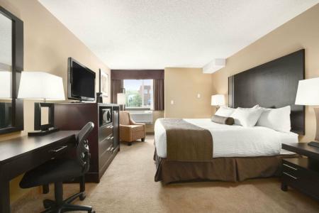 Days Inn by Wyndham Calgary Northwest - 60