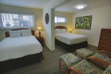 Pantai Inn - 46