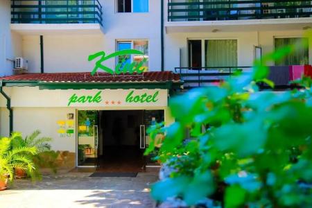 Kini Park All Inclusive & Free Parking - 12