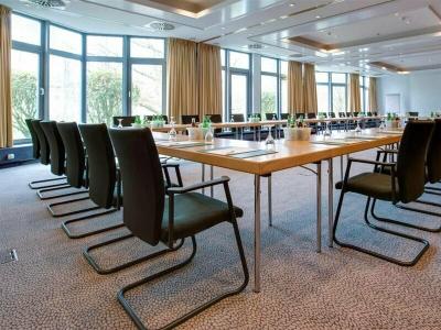 Park Inn by Radisson Lubeck - 51