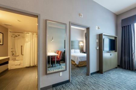 Holiday Inn Express & Suites Riverport Richmond, an IHG - 75