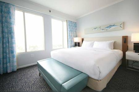 DoubleTree by Hilton Ocean City Oceanfront - 77