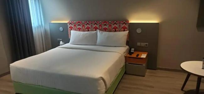 Ibis Styles Dubai Jumeira - 43