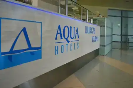 Aqua - 17