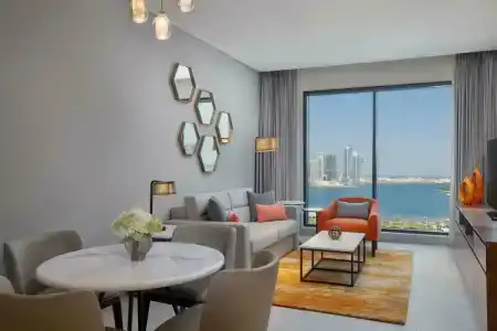 DoubleTree by Hilton Sharjah Waterfront And Residences - 77