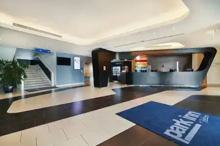 Park Inn by Radisson Krakow - 1