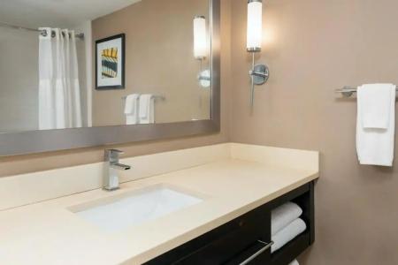 Holiday Inn Miami-Doral Area, an IHG - 58