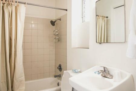 Royal Grove Waikiki - 97