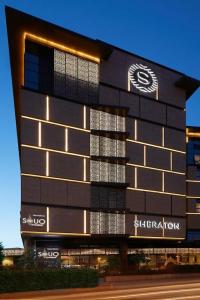 Sheraton Istanbul City Center - 36