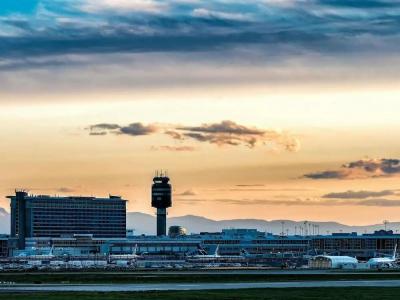 Fairmont Vancouver Airport In-Terminal - 19