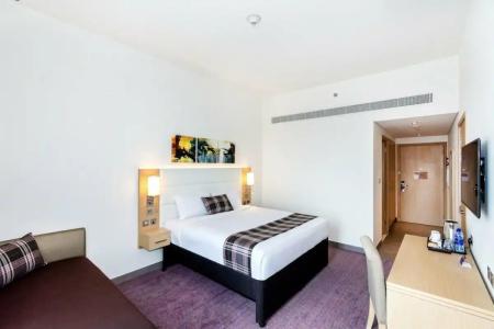 Premier Inn Dubai Dragon Mart - 80