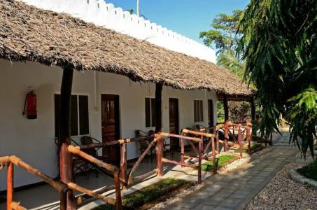 Amaan Beach Bungalows - 26