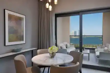 DoubleTree by Hilton Sharjah Waterfront And Residences - 79