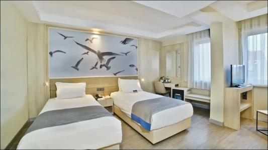 Ramada by Wyndham Istanbul Old City - 89